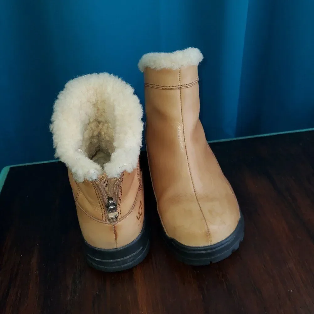 Vintage Leather & Sheep Skin Ugg Zip-up & Slip-in Boots w/Non-Slip soles  6